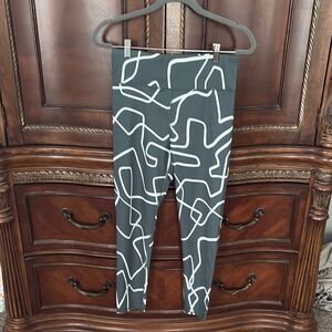 Threads 4 Thought Gray and White Geometric Leggings